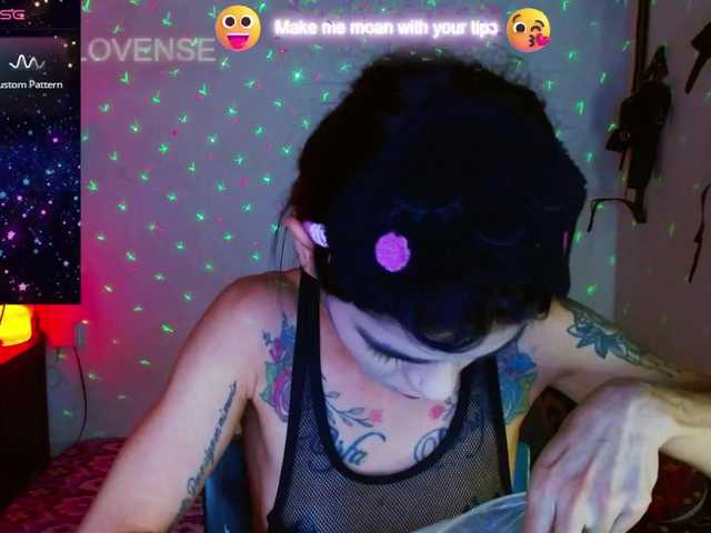 BabyNova live cam on BongaCams