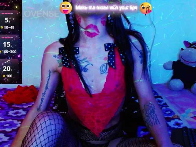 BabyNova live webcam show