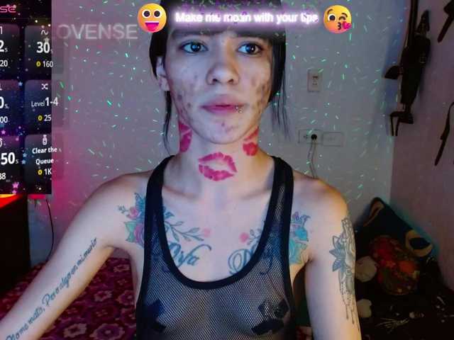 BabyNova live cam on BongaCams