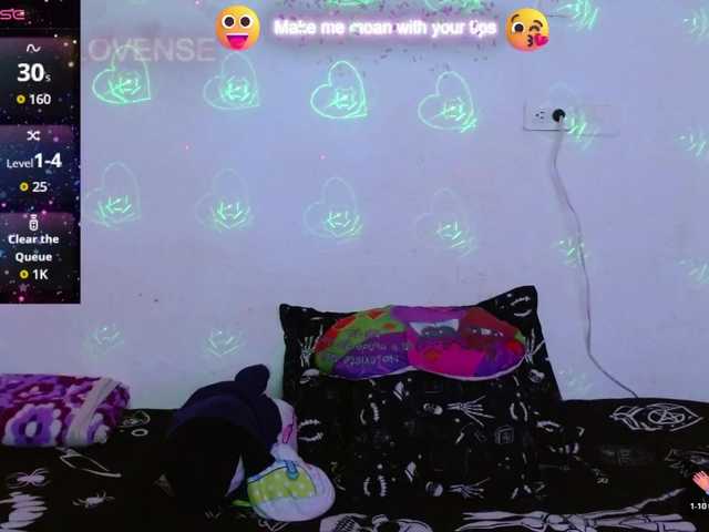 BabyNova's BongaCams show and profile