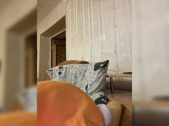 Letti28's BongaCams show and profile