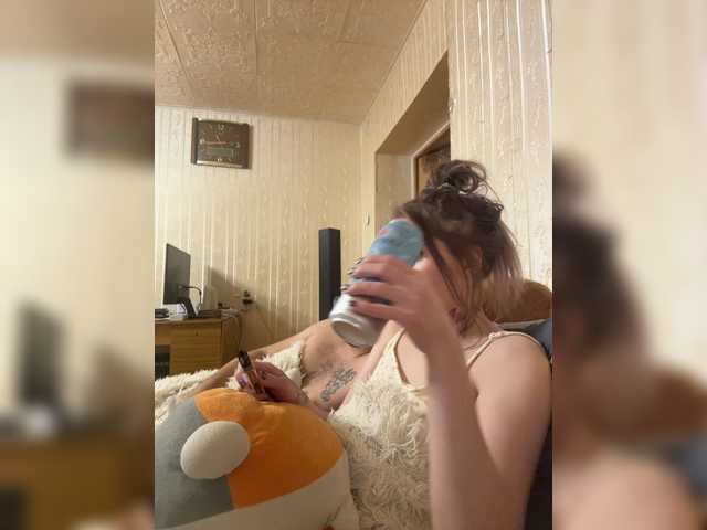 Letti28 live cam