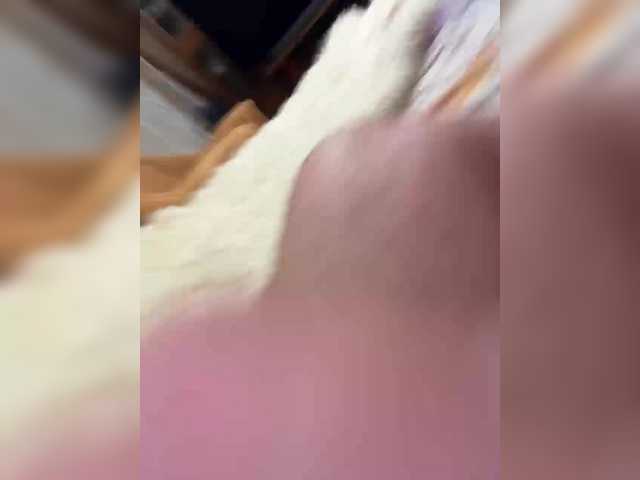 Letti28's BongaCams show and profile