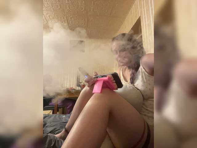 Letti28 live cam on BongaCams