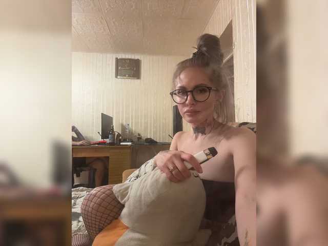 Letti28 live webcam show