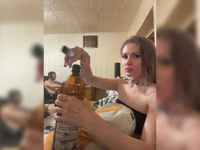 Letti28 live webcam show