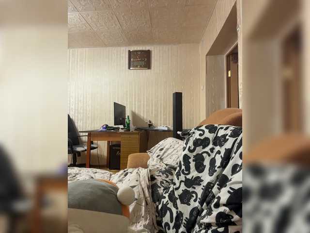 Letti28 live cam on BongaCams