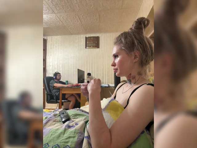 Letti28 live cam on BongaCams