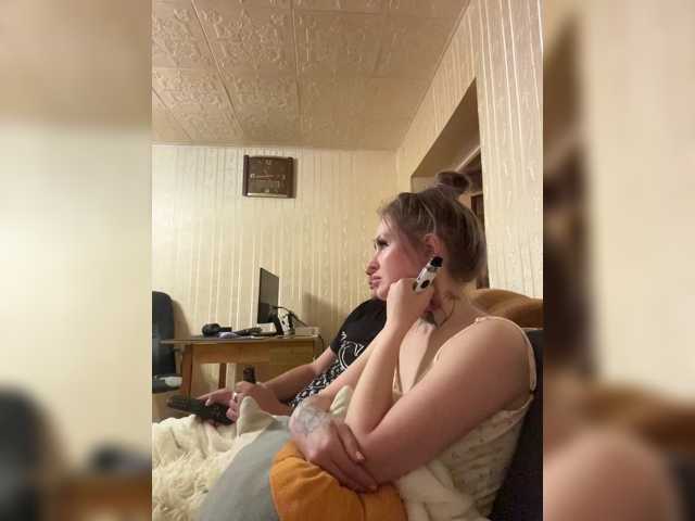Letti28 live cam on BongaCams