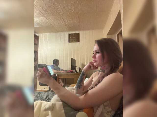Letti28 live cam on BongaCams