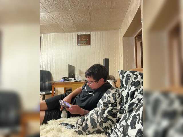 Letti28 live cam on BongaCams