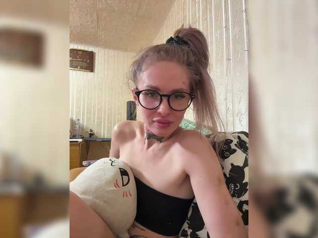 Letti28 live webcam show