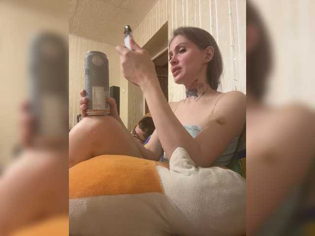 Letti28 live cam on BongaCams