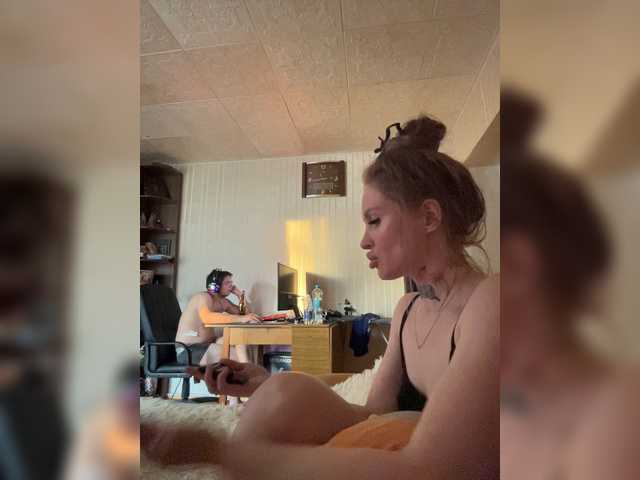 Letti28 live cam on BongaCams