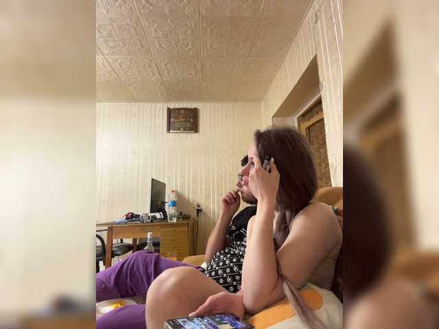 Letti28 live cam on BongaCams