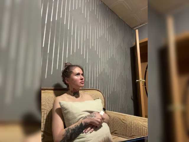 Letti28 live cam on BongaCams