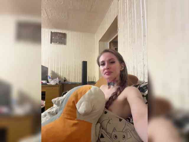 Letti28 Live Webcam on BongaCams