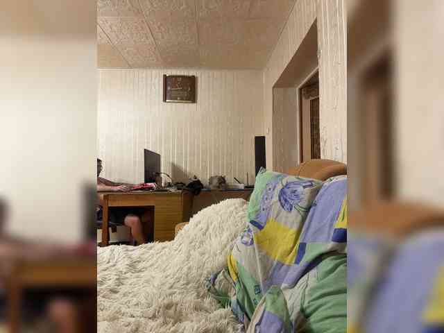 Letti28's cam show statistics and live stream