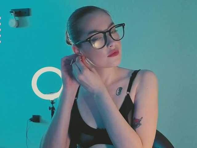 narcissism live cam on BongaCams
