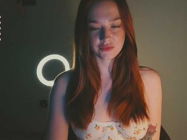 Narcissism live webcam show
