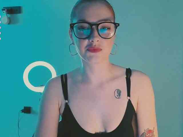 Narcissism webcam