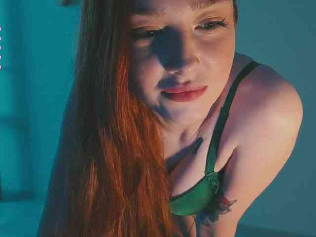striptease chatroom Narcissism