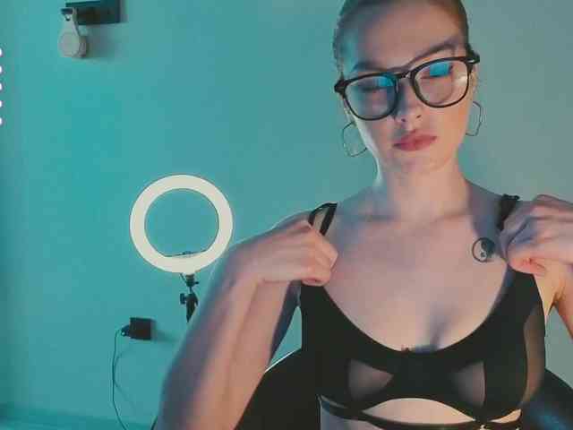 Narcissism webcam