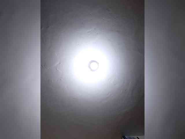 Kinkykhoi webcam