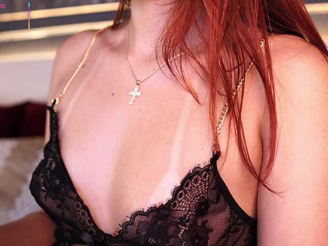 AylinMiller's BongaCams show and profile