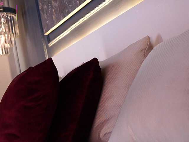 AylinMiller webcam