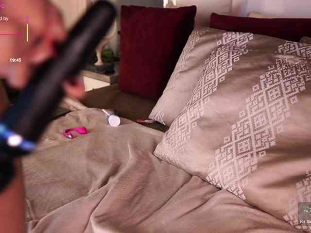 AylinMiller webcam