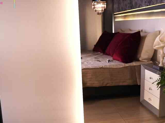 AylinMiller webcam