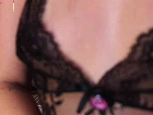 AylinMiller webcam