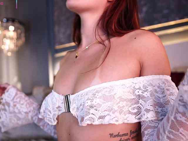 AylinMiller webcam
