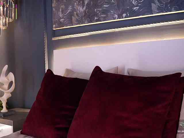 AylinMiller webcam
