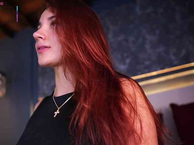 AylinMiller webcam