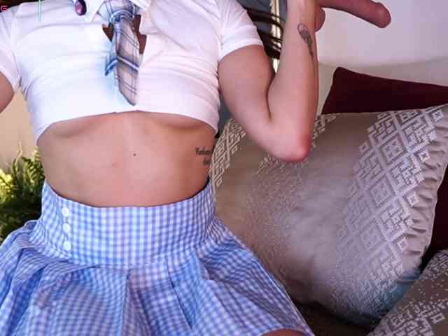 AylinMiller webcam