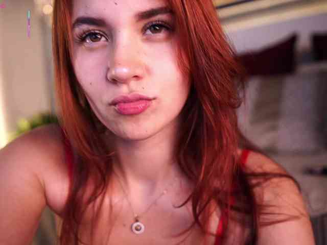 AylinMiller webcam
