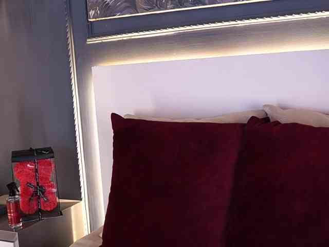 AylinMiller webcam