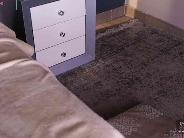 AylinMiller webcam