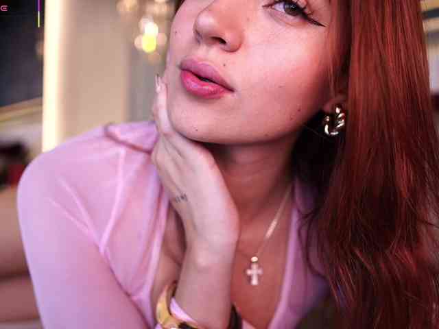 AylinMiller webcam