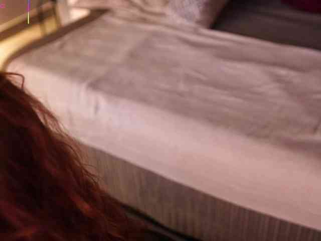 AylinMiller webcam