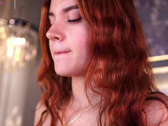 AylinMiller webcam
