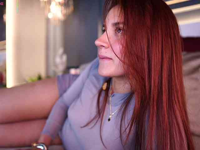 AylinMiller webcam