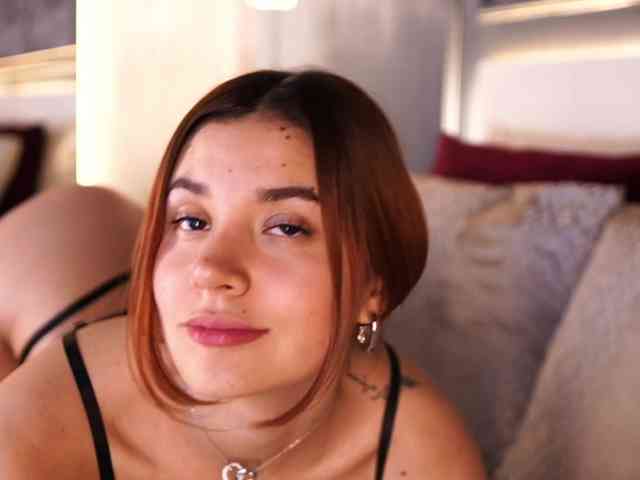 AylinMiller webcam