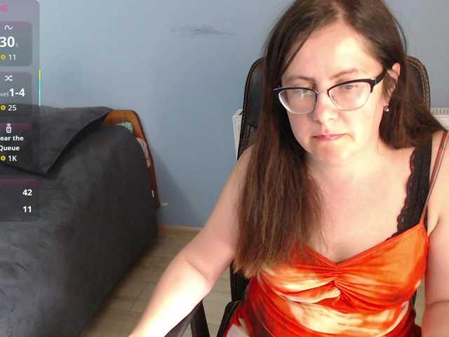 mandarinka28 live cam on BongaCams