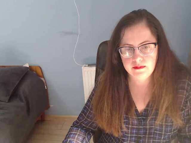 mandarinka28 live cam on BongaCams