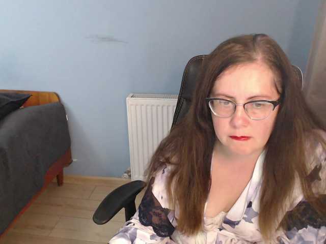 mandarinka28 live cam on BongaCams