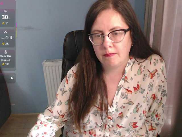 mandarinka28 live cam on BongaCams