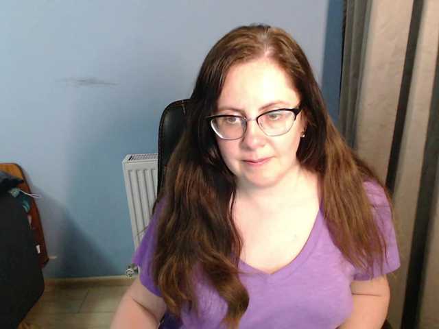 mandarinka28 live cam on BongaCams